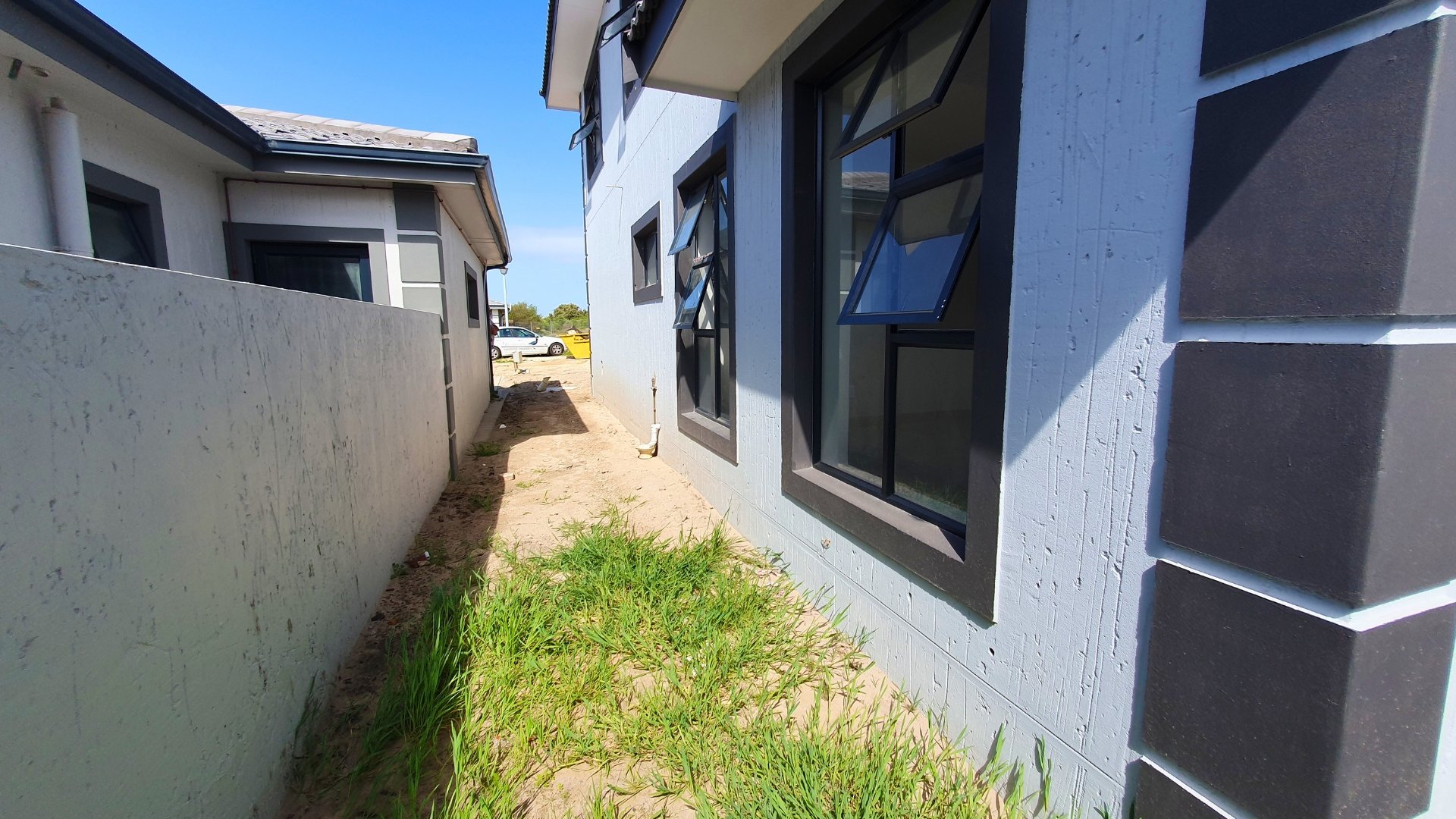 3 Bedroom Property for Sale in Dana Bay Western Cape